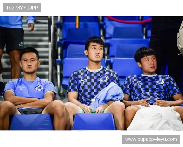 苏州青训出品任嘉懿正式加盟东吴!家乡球队再添猛将,青春风暴席卷中甲赛场 苏州青训出品任嘉懿正式加盟东吴!家乡球队再添猛将,青春风暴席卷中甲赛场